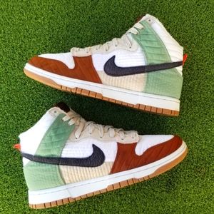 Women's Nike Dunk 'Toasty' Sneakers